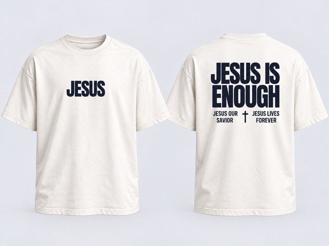 Camisa off-white com a estampa JESUS IS ENOUGH, frente e costas, produzida pela 2D Estamparia